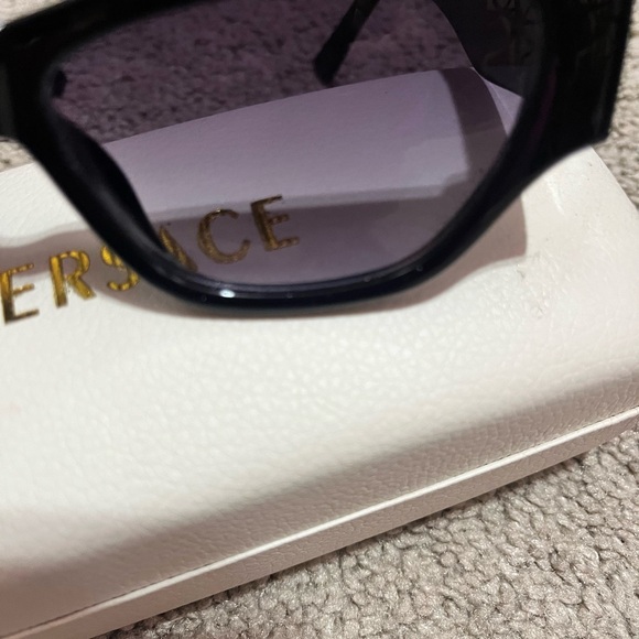 women’s V sunglasses black square designer fashion - Picture 4 of 9